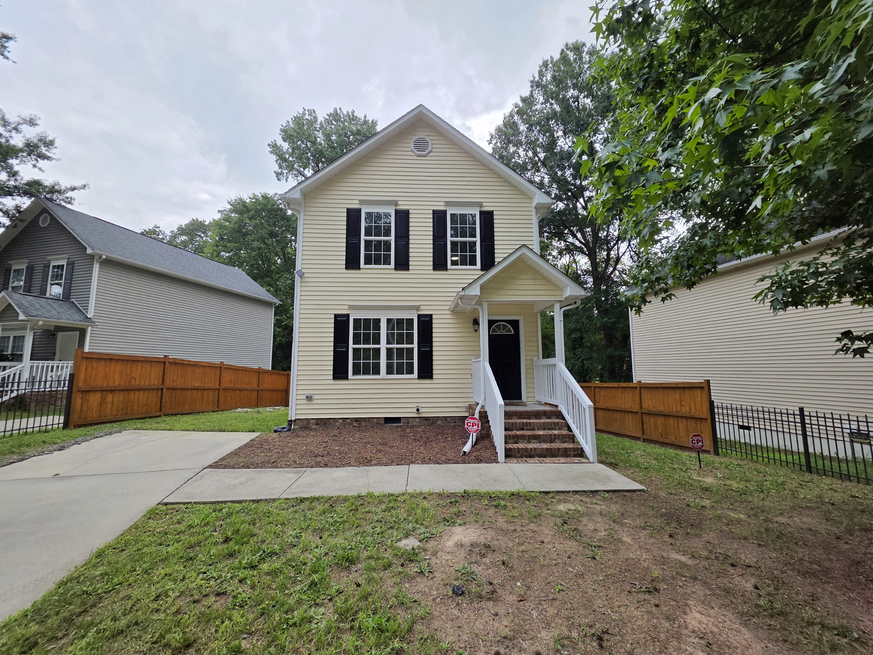 704 Brye Street